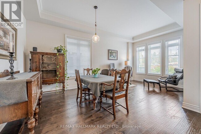 Building Photo - 7 Calamint Ln