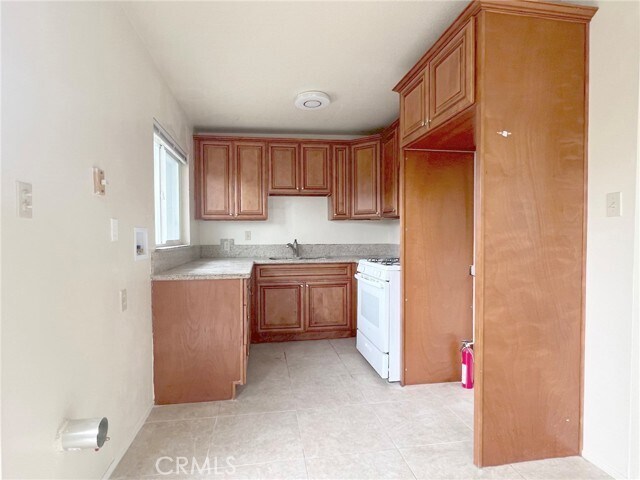 Foto del edificio - 284 N Palm Ave