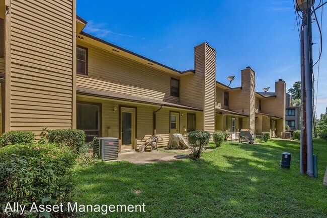 Foto del edificio - 2 br, 2 bath House - 5640 S. Lakeshore #43