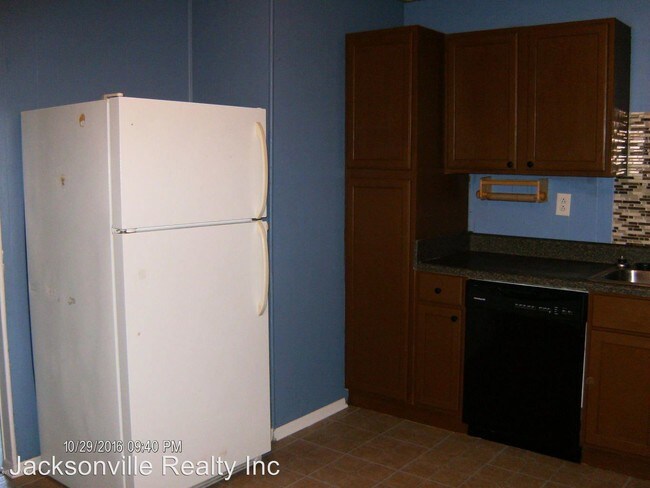 Building Photo - 103 Riegel Dr
