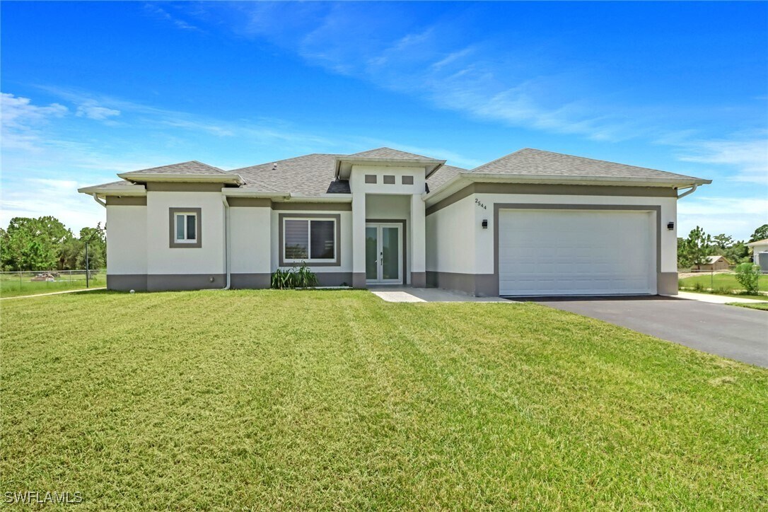 Foto principal - 2544 39th Ave NE