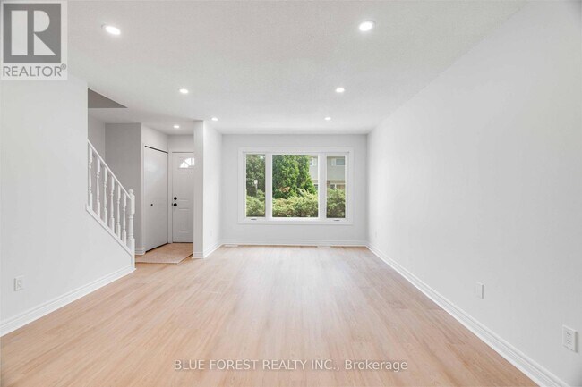 Building Photo - 1095 Jalna Blvd