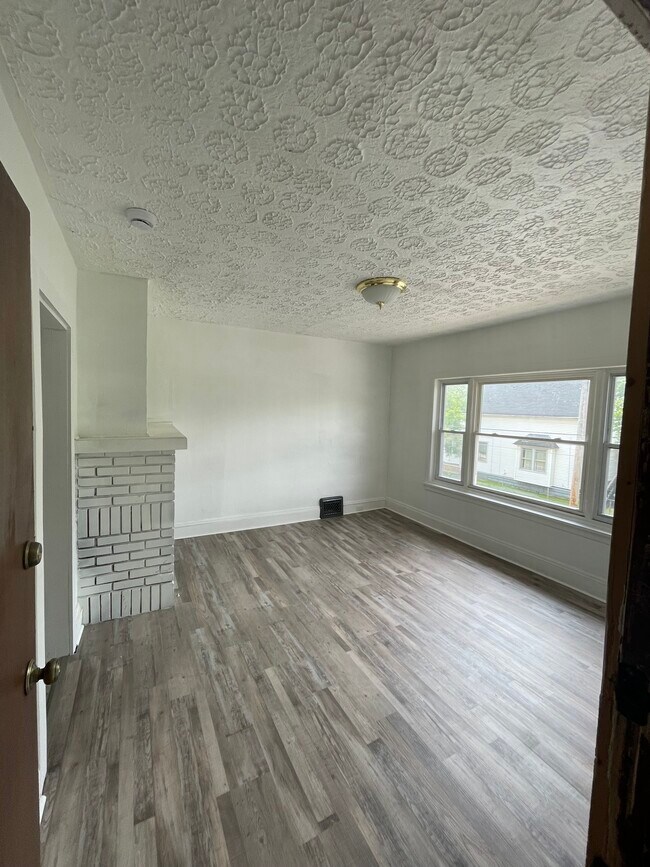 Foto del edificio - 3610 E 139th St