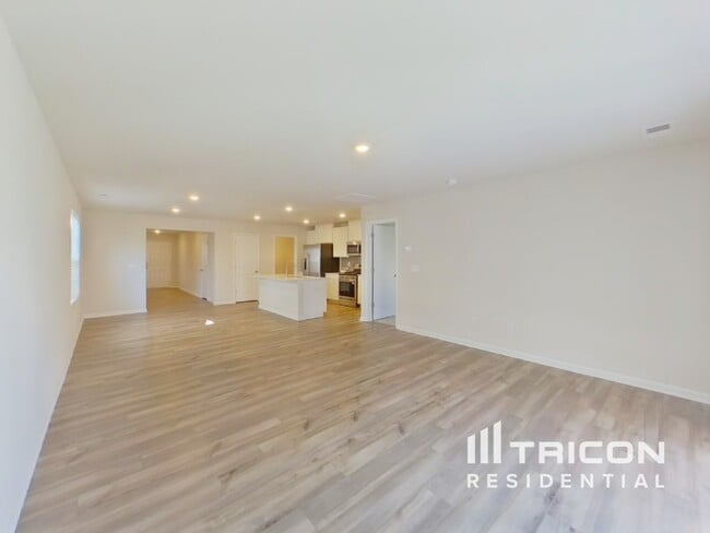 Building Photo - 4018 Rustling Grass Trl