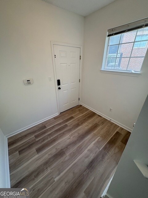 Foto del edificio - 245 Amal Dr SW