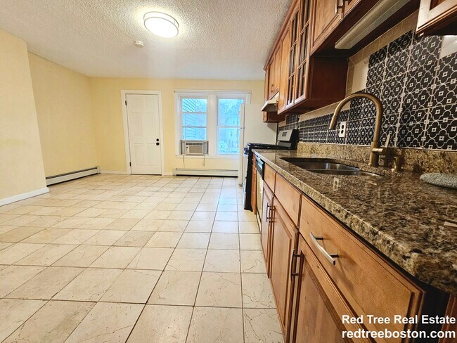 Foto del edificio - 7 High St Pl