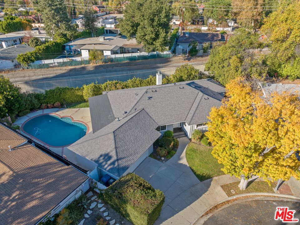Primary Photo - 22563 Tiara St