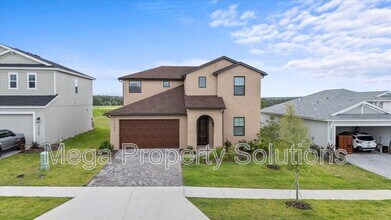 Building Photo - 12195 Stirrup Dr