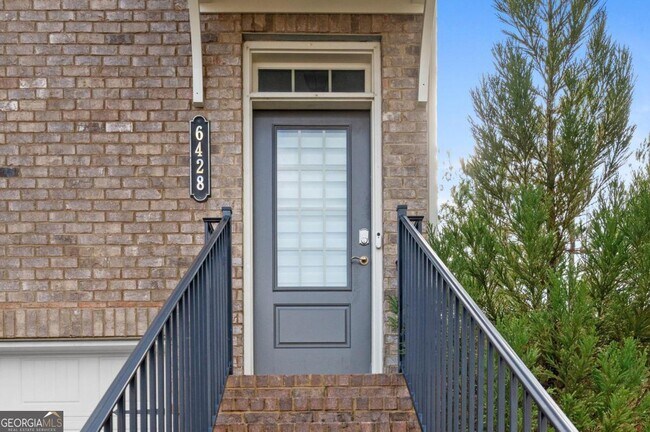 Building Photo - 6428 Brookside Blvd
