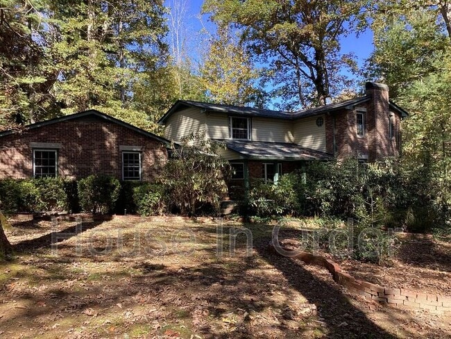 Building Photo - 105 Campbell Dr