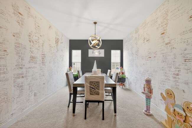 Building Photo - 1635 Lila Dr