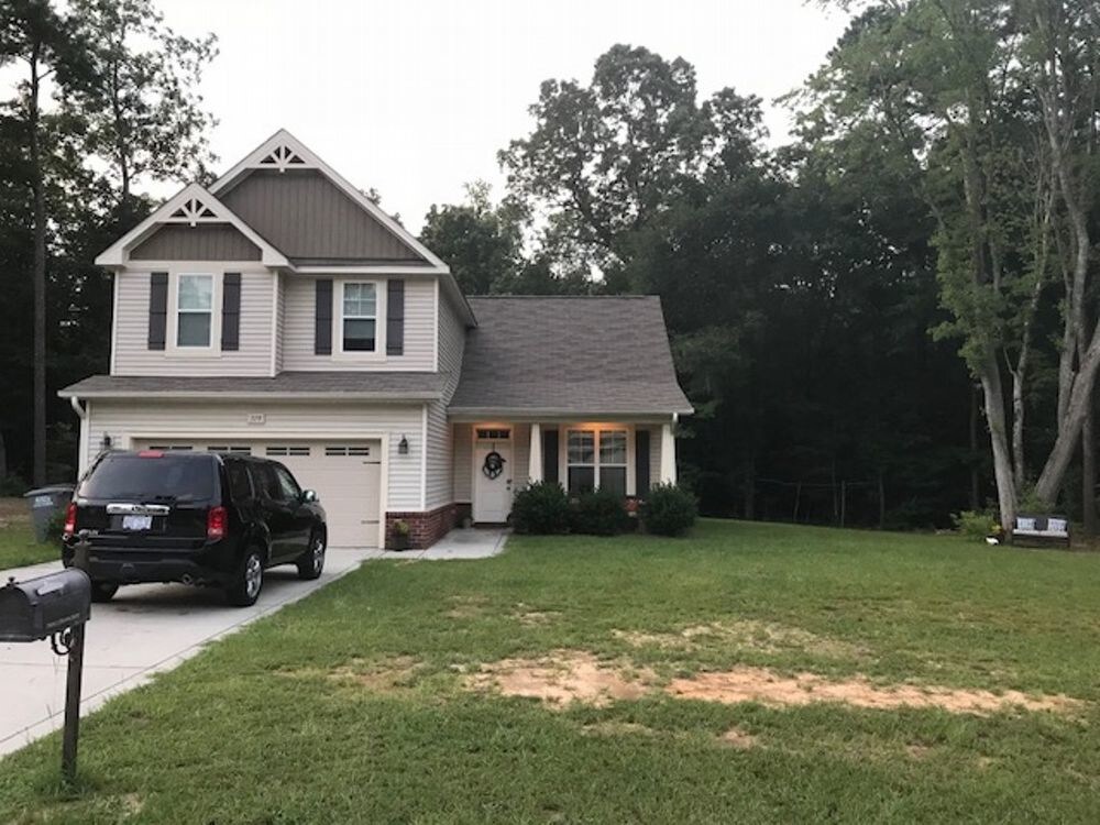 Foto principal - 319 Triple Crown Dr