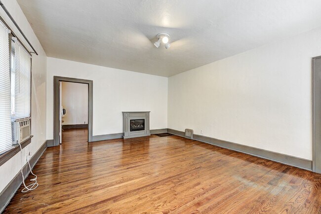 Building Photo - 1 Bed 1 Bath apartment near OU!