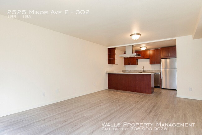 Building Photo - 2525 Minor Ave E