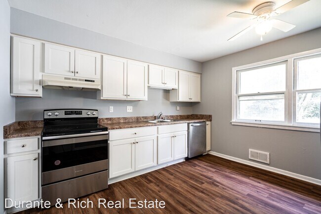 Foto del edificio - 3 br, 1 bath House - 426 Gascoigne Dr. (Lo...