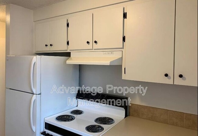 Foto del edificio - 2658 NW Tyler Ave