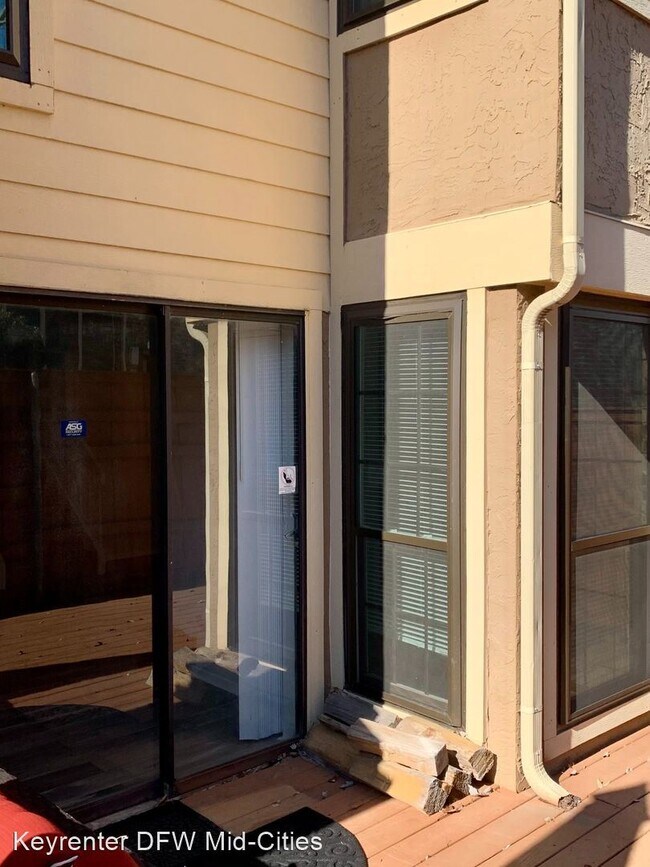 Building Photo - 2 br, 2 bath House - 4242 Madera Road
