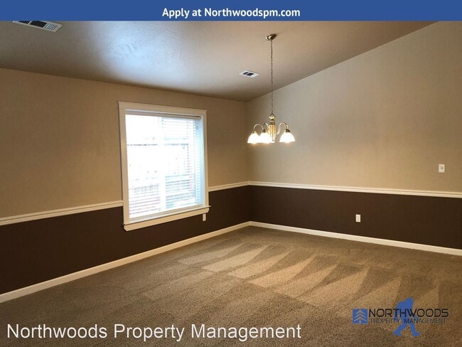 Building Photo - 4 br, 2 bath House - 4388 Wolf Run