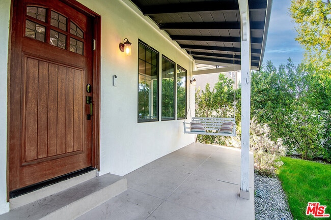 Building Photo - 13220 Erwin St