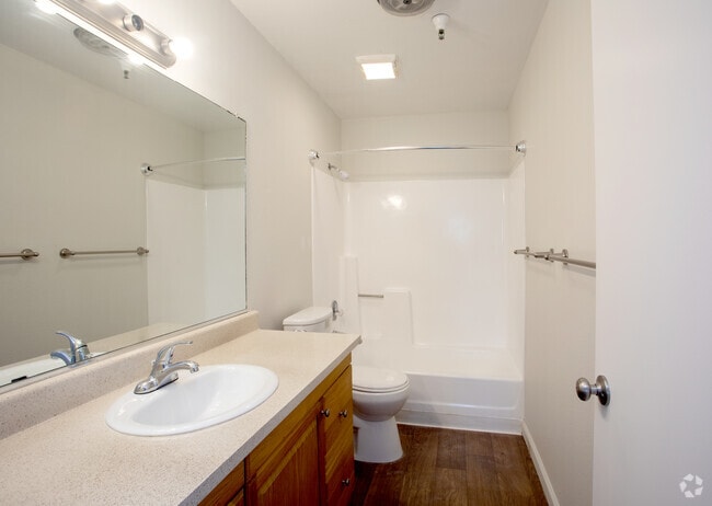 2BR, 1BA - 801SF - Terman