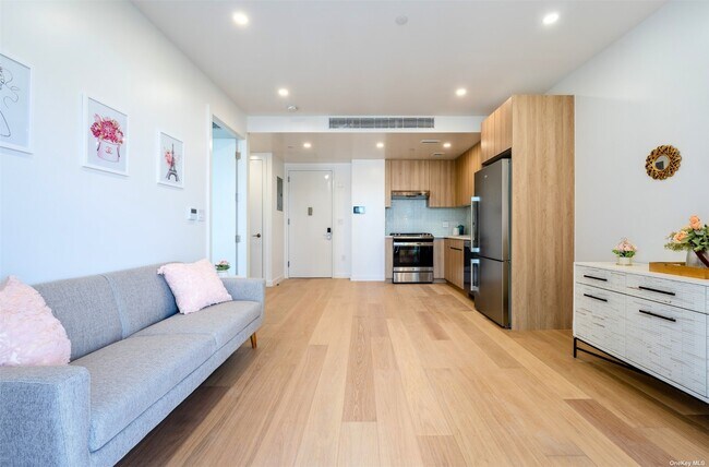 Foto del edificio - 134-16 35th Ave