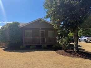 Building Photo - 2707 SE 98th Ave