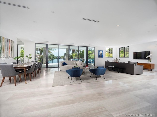Foto del edificio - 13055 SW 57th Ave