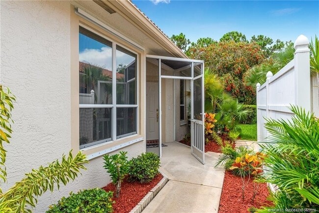 Foto del edificio - 6797 SE Warwick Ln