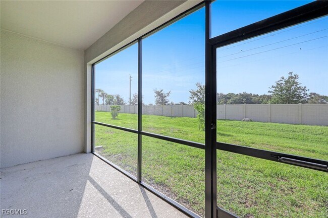 Foto del edificio - 14223 Pine Lodge Ln