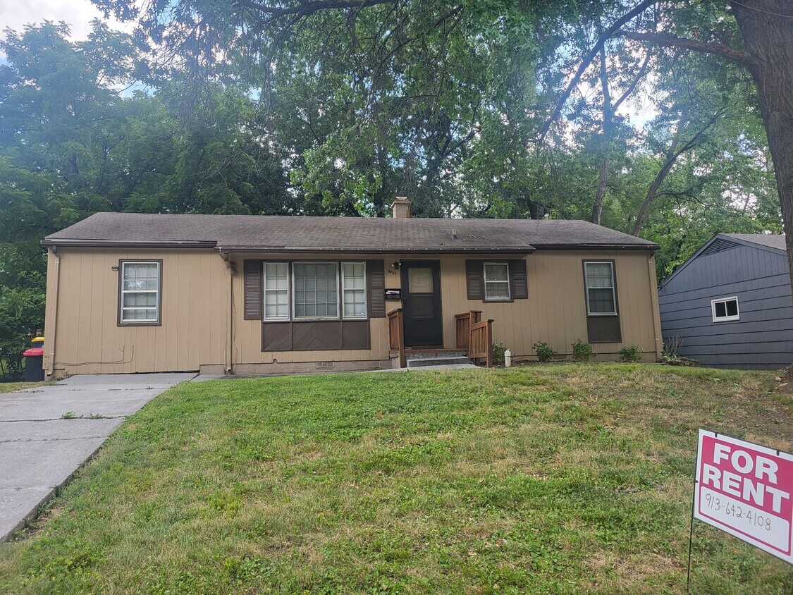 Foto principal - 9007 Washington St