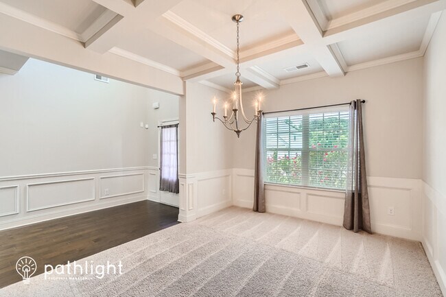Building Photo - 305 Hampton Court, Covington, GA, 30016