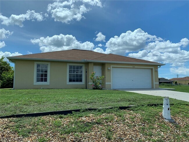 Foto del edificio - 1424 NE 13th Pl