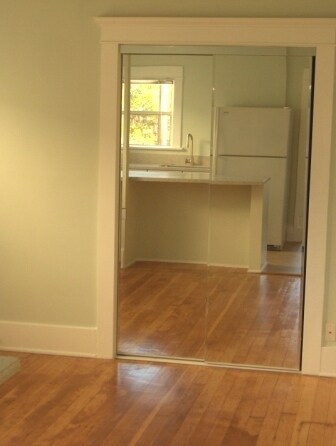 Foto del edificio - 33 Brooks Ave