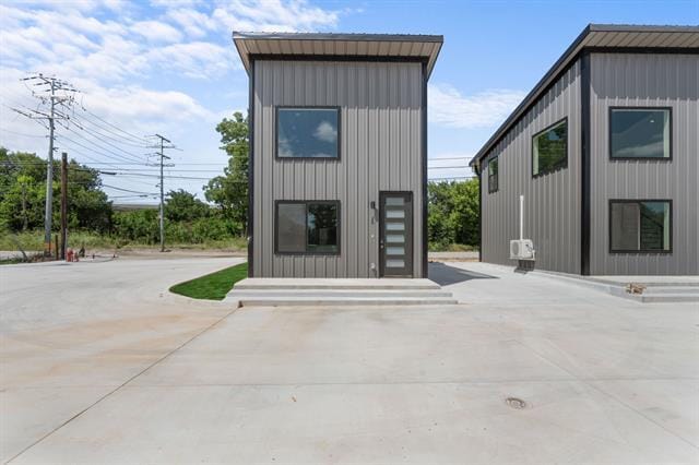 Building Photo - 802 Old Wise Rd