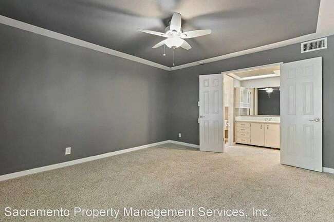 Building Photo - 1 br, 1 bath House - 2424 Larkspur Lane - ...