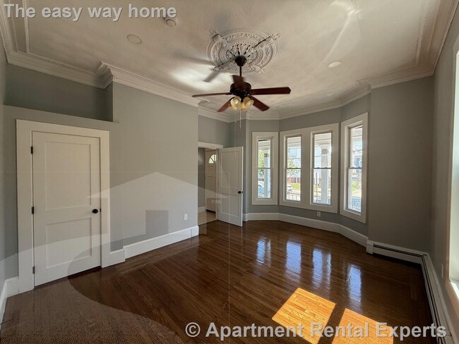 Building Photo - 58 Vinal Ave