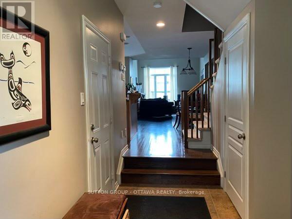 Building Photo - 304 Grey Seal Cir