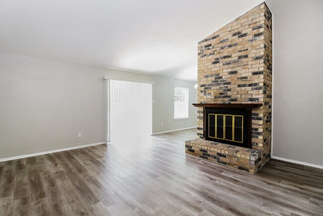 Foto del edificio - 2500 Rock Haven St