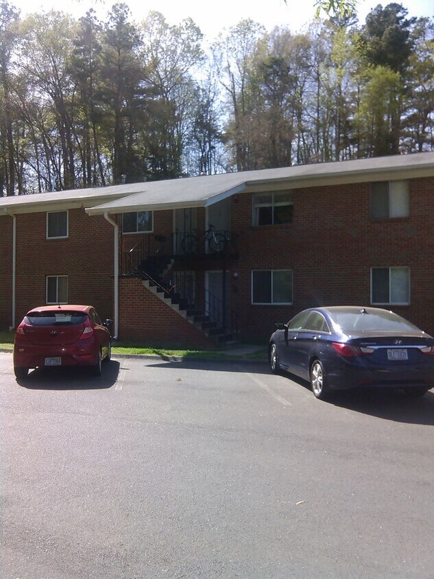Primary Photo - 529 Hillsborough Street #I-6
