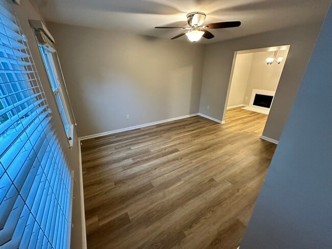 Building Photo - 1512 Skirmish Run Dr