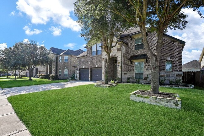Building Photo - 30154 Southern Sky Dr