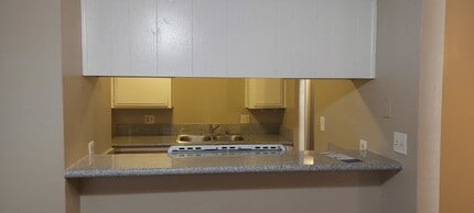 Building Photo - 1001 McDonald Way