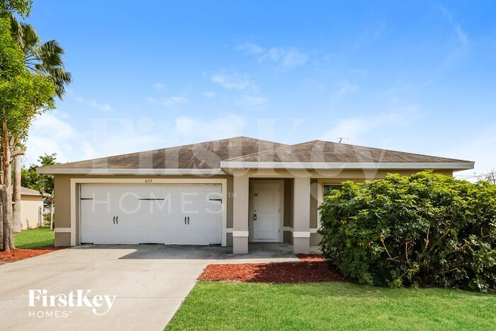Foto principal - 622 SW 4th St