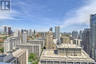 Building Photo - 7 Grenville St