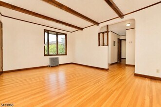 Building Photo - 15 Carpenter Terrace N