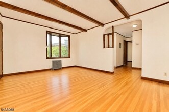 Building Photo - 15 Carpenter Terrace N