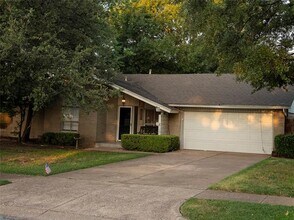 Building Photo - 8507 Charing Cross Ln