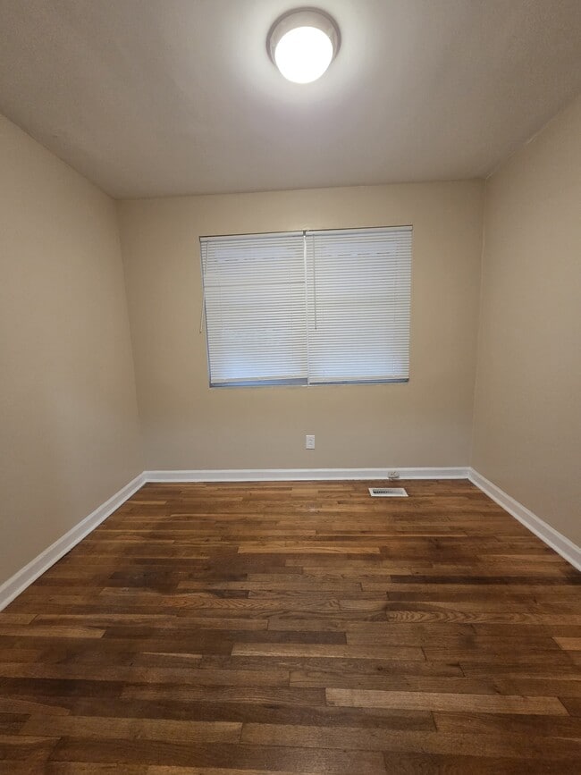 Building Photo - 2557 Wheeless Rd