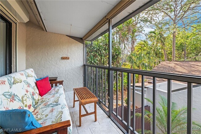 Foto del edificio - 15330 Cedarwood Ln