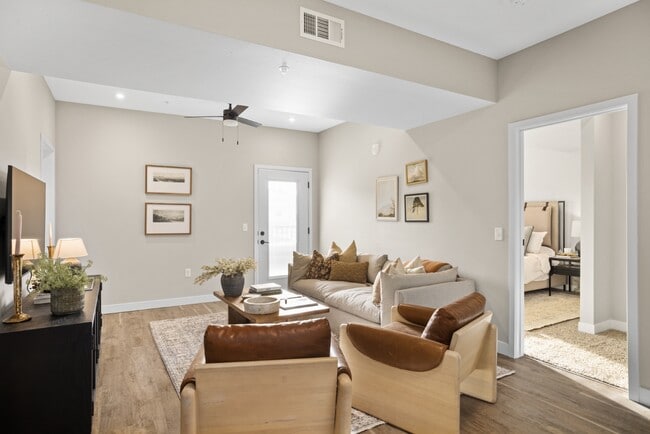 Building Photo - Inter Urban 2.0